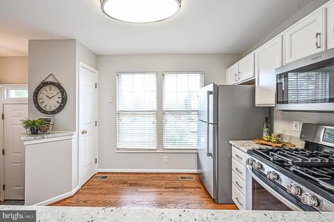 6356 Racetec Pl, Springfield, VA 22150 photo 12