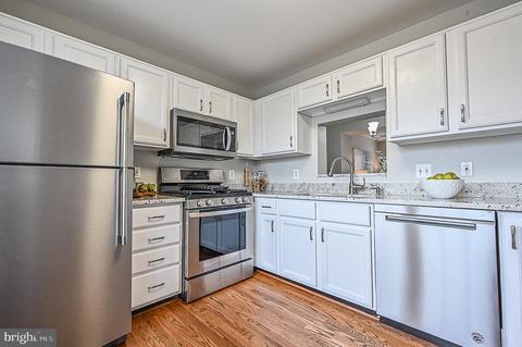 6356 Racetec Pl, Springfield, VA 22150 photo 10