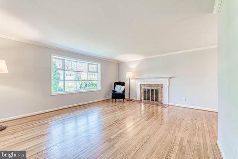 5709 Dreyfuss St, Springfield, VA 22151 photo 9