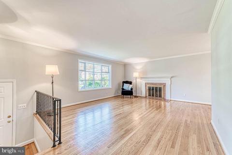 5709 Dreyfuss St, Springfield, VA 22151 photo 7
