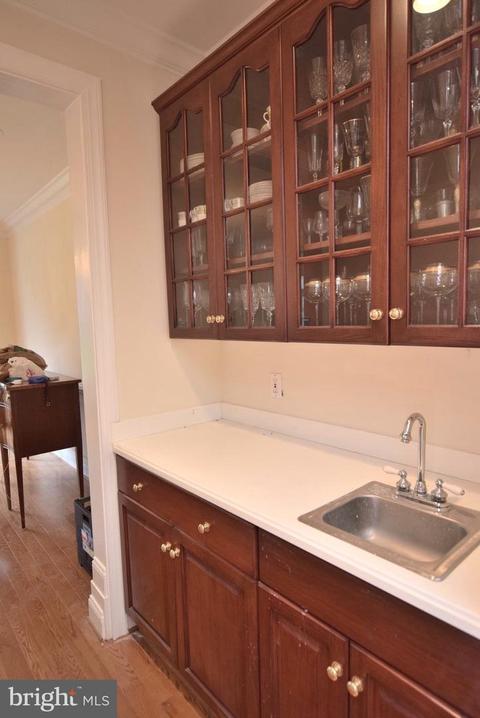 8010 Byrnwood Ct, Mclean, VA 22102 photo 18