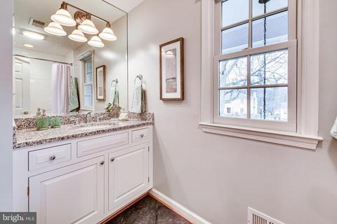 8002 Falstaff Rd, Mclean, VA 22102 photo 37