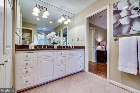 8002 Falstaff Rd, Mclean, VA 22102 photo 18