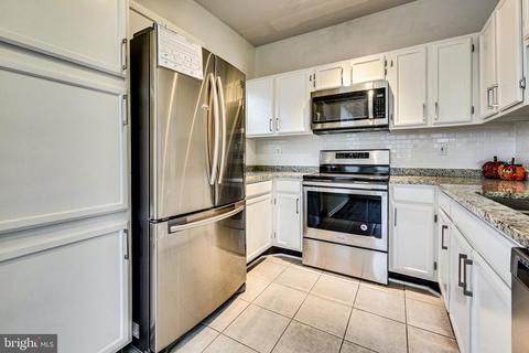 1600 Spring Gate Dr #2401, Mclean, VA 22102 photo 5
