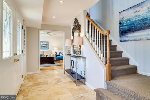 1325 Macbeth St, Mclean, VA 22102 photo 4