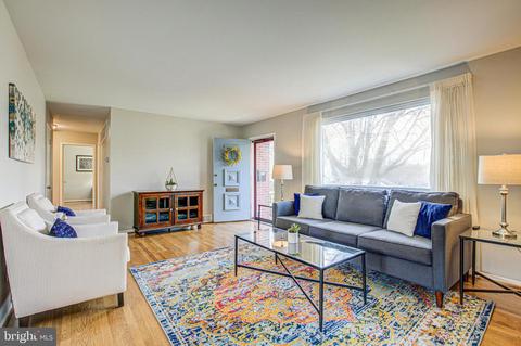 7505 Lauralin Pl, Springfield, VA 22150 photo 5