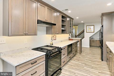 7429 Long Pine Dr, Springfield, VA 22151 photo 15
