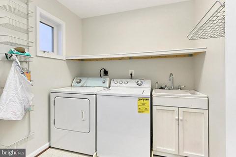 7429 Long Pine Dr, Springfield, VA 22151 photo 48