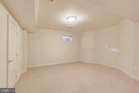 8893 Windy Ridge Way, Mclean, VA 22102 photo 45