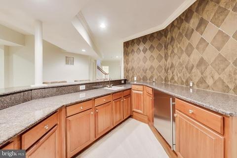 8893 Windy Ridge Way, Mclean, VA 22102 photo 43