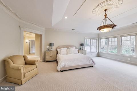 8893 Windy Ridge Way, Mclean, VA 22102 photo 31