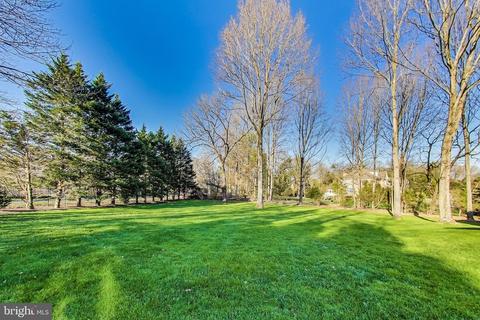 8893 Windy Ridge Way, Mclean, VA 22102 photo 10