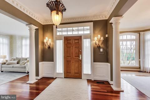 8893 Windy Ridge Way, Mclean, VA 22102 photo 15