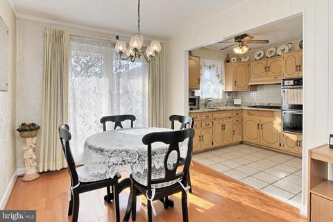 6907 Constance Dr, Springfield, VA 22150 photo 11