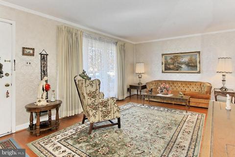 6907 Constance Dr, Springfield, VA 22150 photo 7