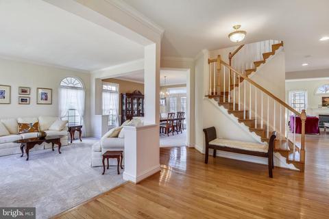 14060 Eagle Chase Cir, Chantilly, VA 20151 photo 3