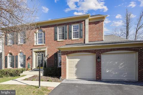 14060 Eagle Chase Cir, Chantilly, VA 20151 photo 2