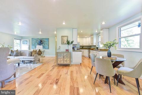 1405 Pathfinder Ln, Mclean, VA 22101 photo 8