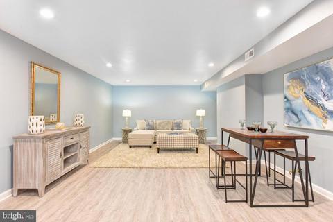 1405 Pathfinder Ln, Mclean, VA 22101 photo 32