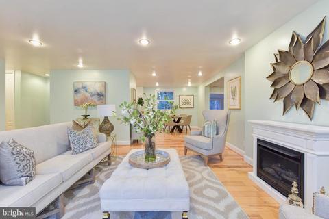 1405 Pathfinder Ln, Mclean, VA 22101 photo 5