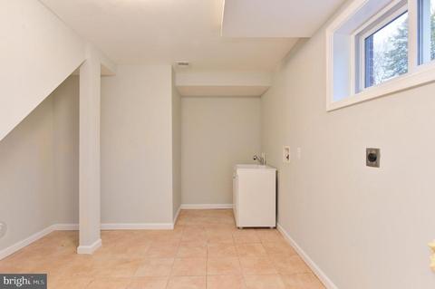 1405 Pathfinder Ln, Mclean, VA 22101 photo 48