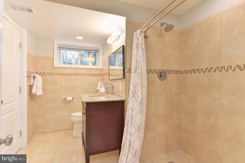 1405 Pathfinder Ln, Mclean, VA 22101 photo 43