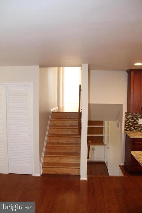 5225 Ravensworth Rd, Springfield, VA 22151 photo 49