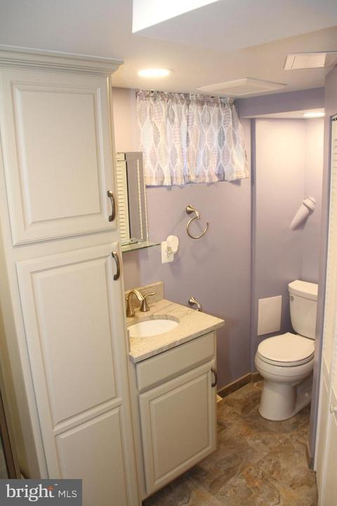 5225 Ravensworth Rd, Springfield, VA 22151 photo 46