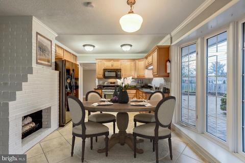 7303 Dickenson St, Springfield, VA 22150 photo 12
