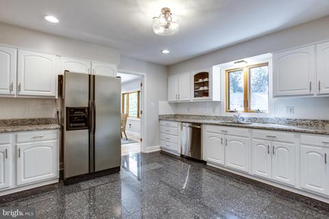 7731 Falstaff Rd, Mclean, VA 22102 photo 8