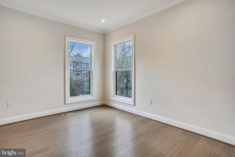 6811 Dillon Ave, Mclean, VA 22101 photo 13