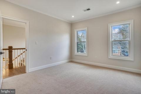 6811 Dillon Ave, Mclean, VA 22101 photo 16