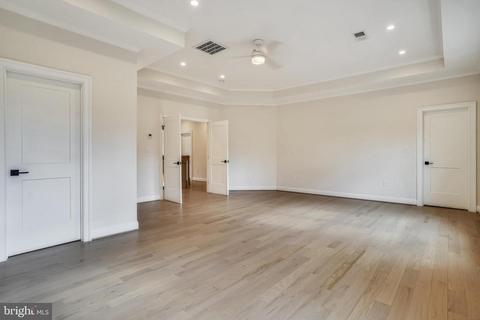 6811 Dillon Ave, Mclean, VA 22101 photo 23