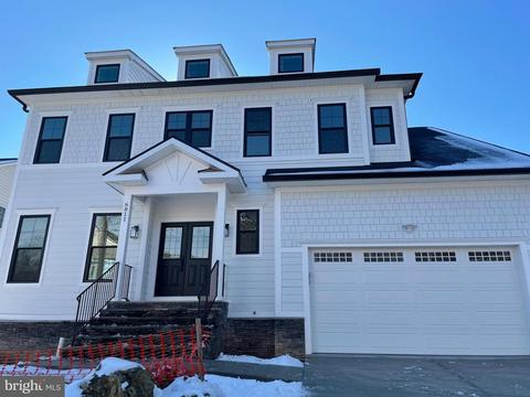 6811 Dillon Ave, Mclean, VA 22101 photo 1