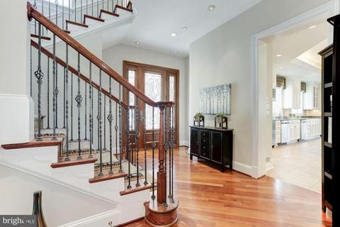 7826 Swinks Mill Ct, Mclean, VA 22102 photo 15
