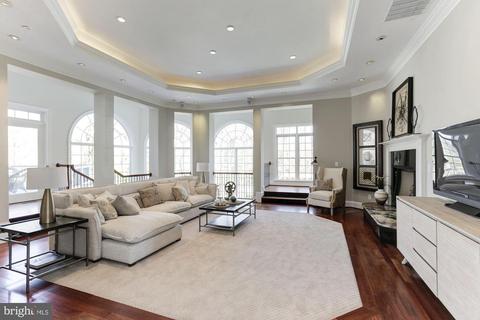 7826 Swinks Mill Ct, Mclean, VA 22102 photo 10
