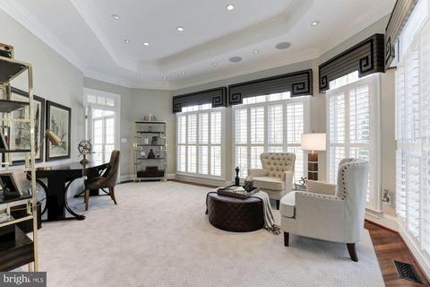 7826 Swinks Mill Ct, Mclean, VA 22102 photo 8