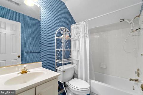 5402 Backlick Woods Ct, Springfield, VA 22151 photo 28