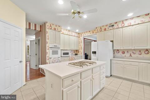 5402 Backlick Woods Ct, Springfield, VA 22151 photo 31