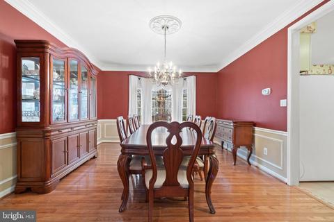 5402 Backlick Woods Ct, Springfield, VA 22151 photo 12