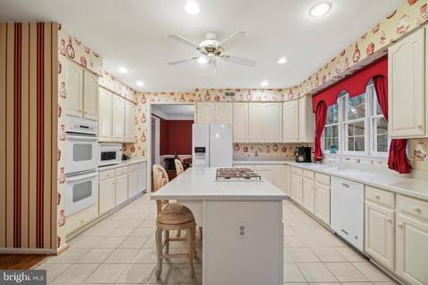 5402 Backlick Woods Ct, Springfield, VA 22151 photo 38