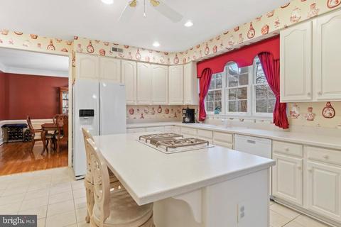 5402 Backlick Woods Ct, Springfield, VA 22151 photo 32