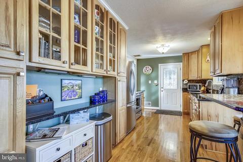 6823 Reynard Dr, Springfield, VA 22152 photo 27