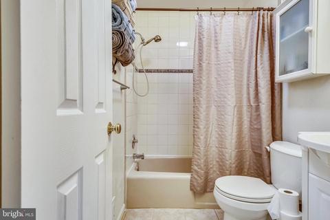 6823 Reynard Dr, Springfield, VA 22152 photo 34
