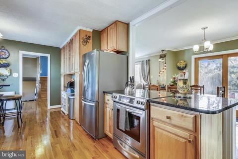 6823 Reynard Dr, Springfield, VA 22152 photo 23