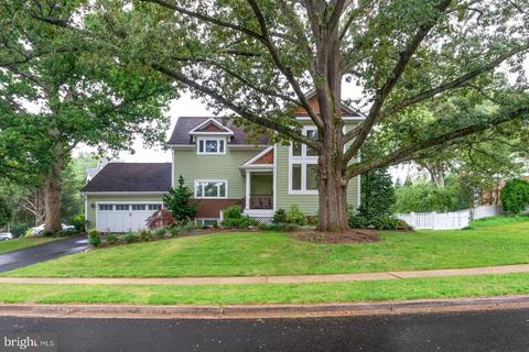 1824 Panarama Ct, Mclean, VA 22101 photo 2