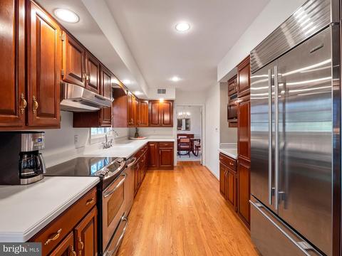 7724 Lewinsville Rd, Mclean, VA 22102 photo 9