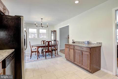 7912 Foote Ln, Springfield, VA 22151 photo 16