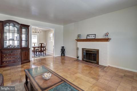 7912 Foote Ln, Springfield, VA 22151 photo 12
