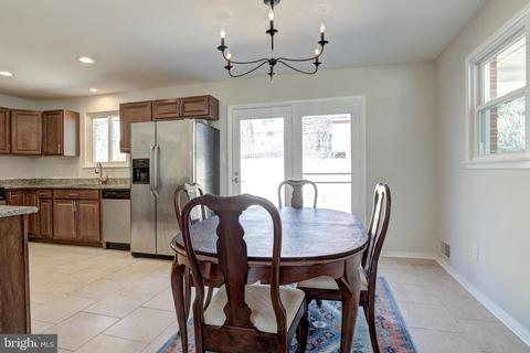 7912 Foote Ln, Springfield, VA 22151 photo 4